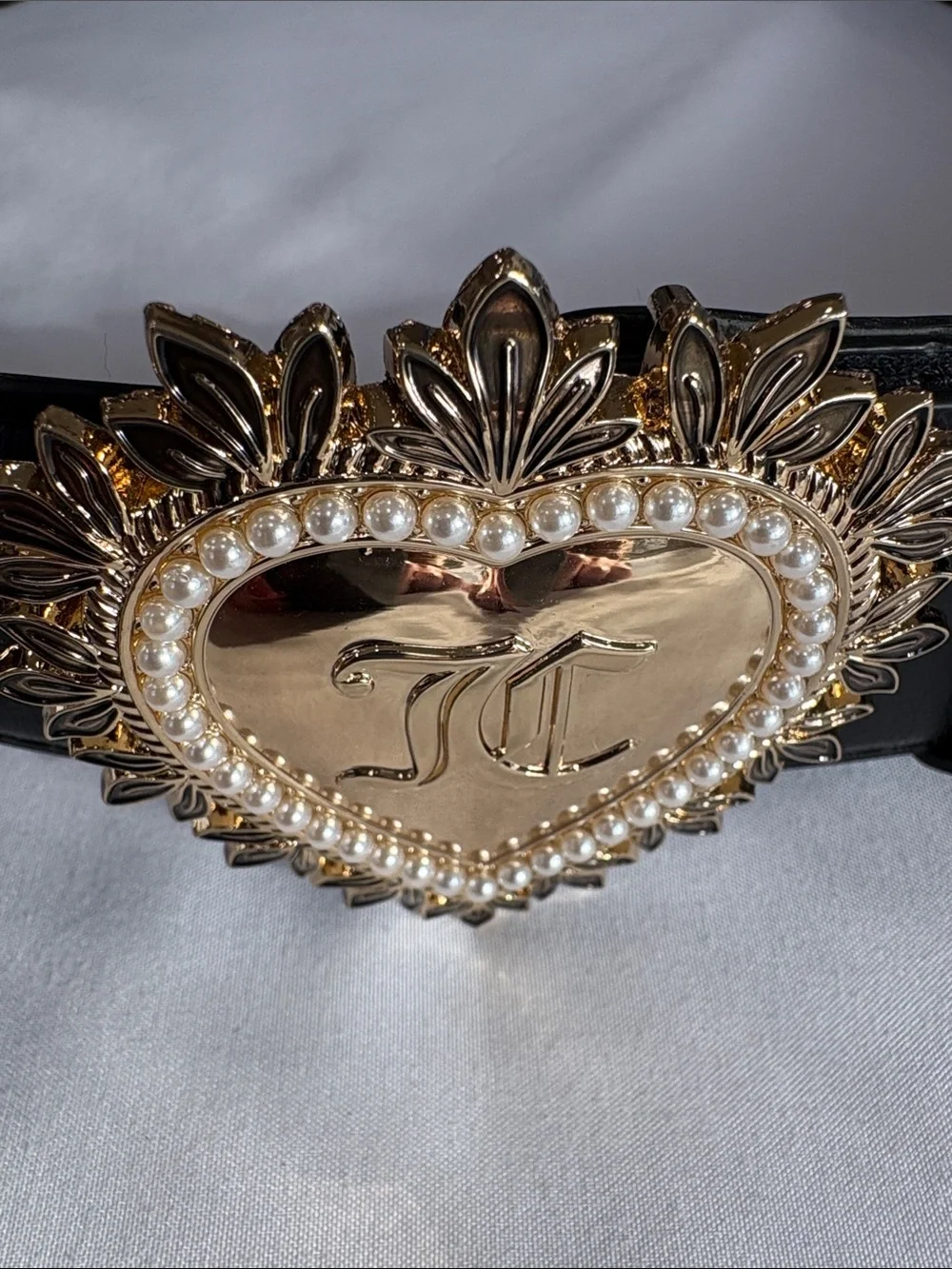 Juicy Couture Black Belt with Gold Heart Pearl Buckle - Picture 3 of 3